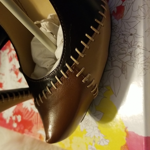 👣CHINESE LAUNDRY🇺🇲 Leather comfort Fit Brown Patchwork Heels footwear in - Picture 12 of 15